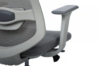 Кресло для руководителя Genzo 8321H-BK Серый