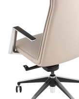 Кресло руководителя TopChairs Arrow черный