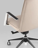 Кресло офисное TopChairs Arrow черный
